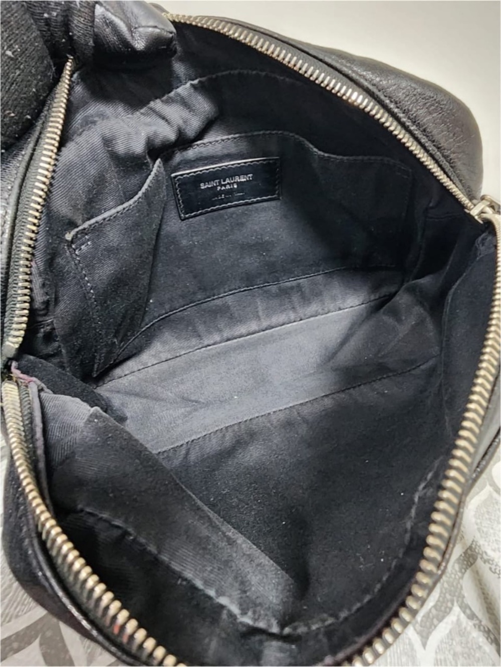 Authentic Saint Laurent Lambskin Monogram Small Lou Camera Bag Black - Picture 10 of 13